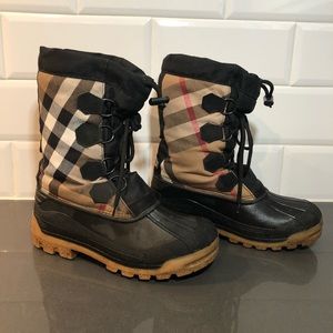 Burberry Winter Boots